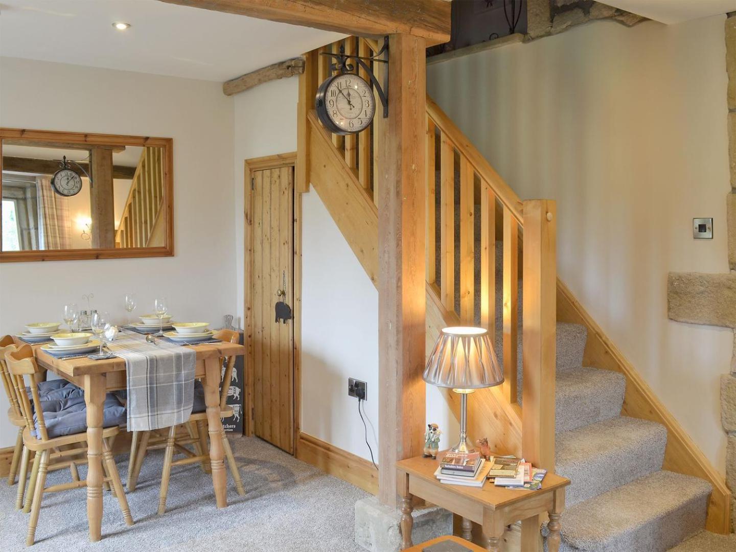 Little Grans Cottage Cowling エクステリア 写真